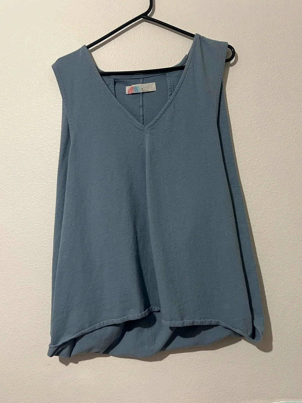 Free People Beach Relaxed Swing-Style V -Neck Tank Top (Dusty Blue)